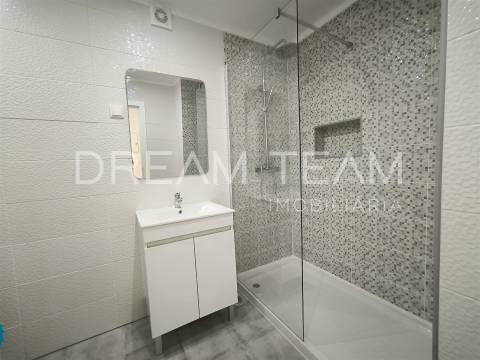 Apartamento T2, Alto do Seixalinho - Barreiro