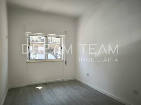 Apartamento T2, Alto do Seixalinho - Barreiro