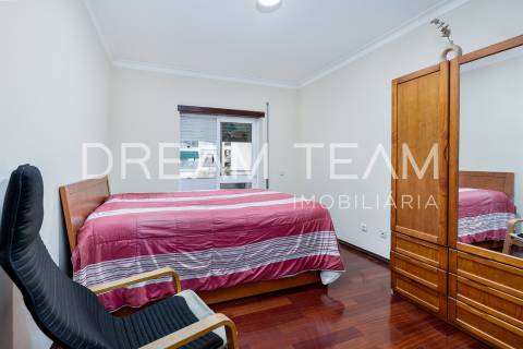 Apartamento T3 com terraço no centro do Montijo