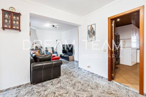 Moradia T3+2 nas Manteigadas - Setúbal