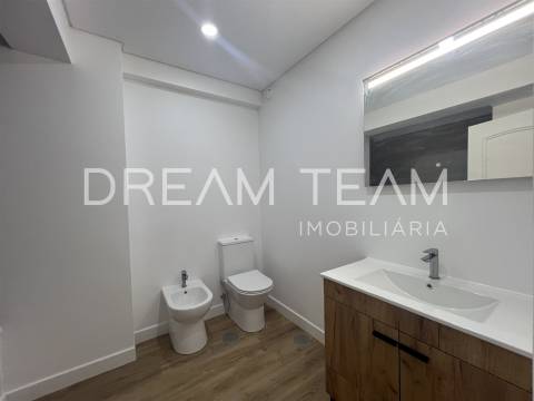 Apartamento T3 Venda em São Domingos de Benfica,Lisboa