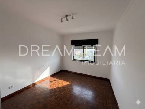 Apartamento T2 / Arrendamento / Setúbal