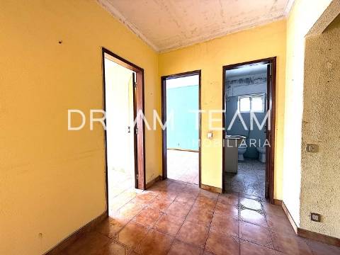 Apartamento T4 Pcta. Olga Morais Sarmento - Setúbal