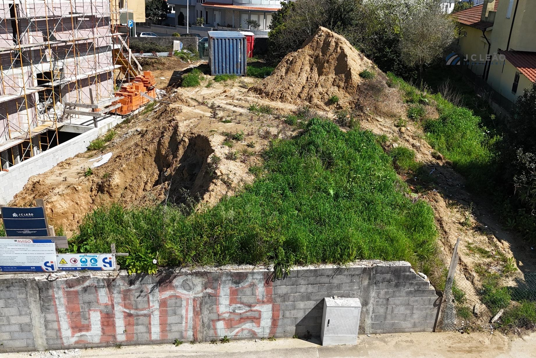 Lote de Terreno - Porto, Maia