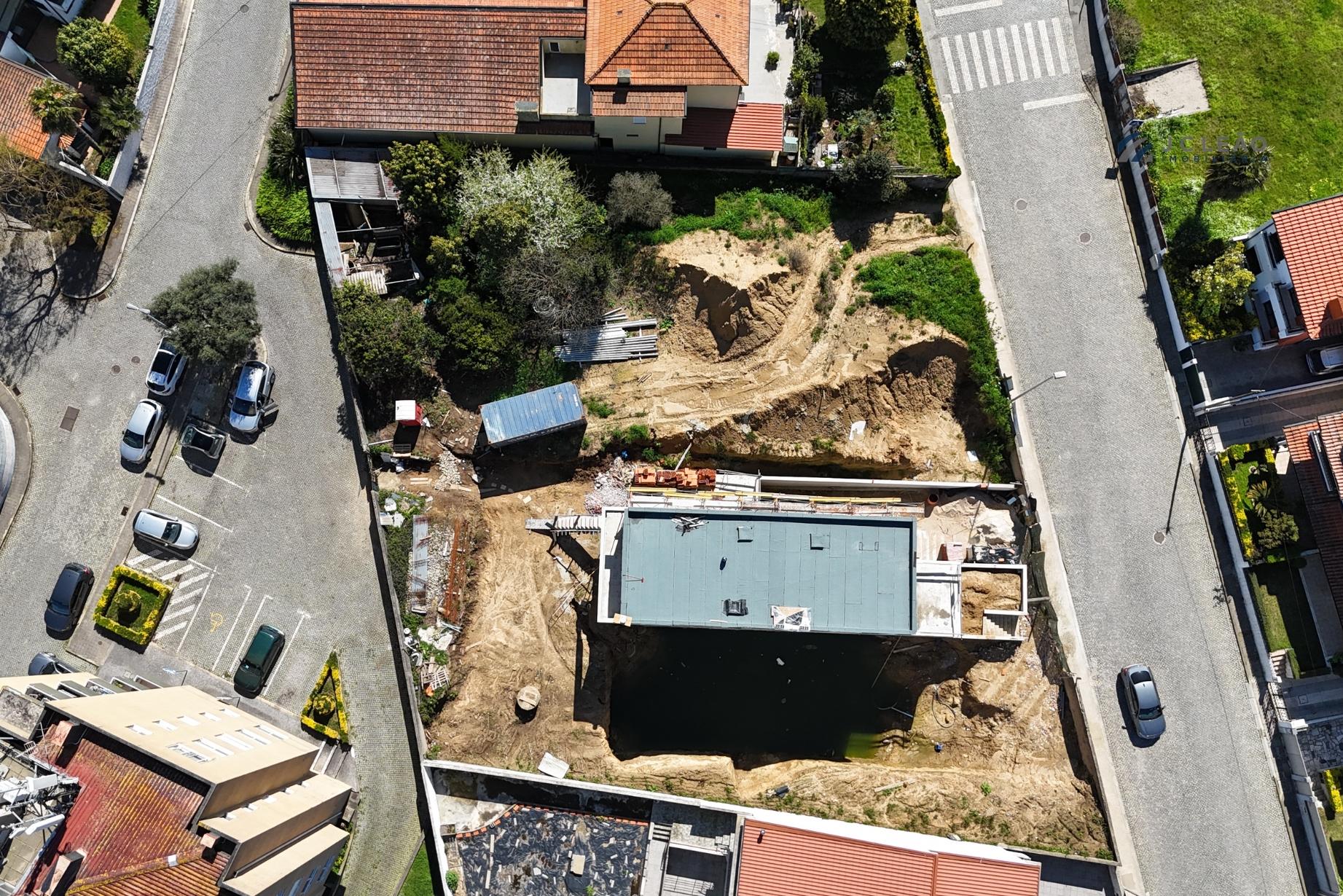 Lote de Terreno - Porto, Maia
