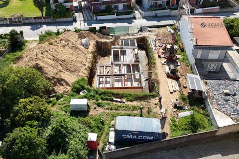 Moradia Geminada T3+1