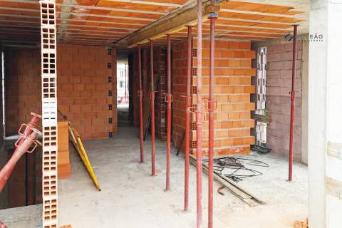 Moradia Geminada T3+1