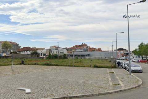 Lote de Terreno em Pedrouços para construção