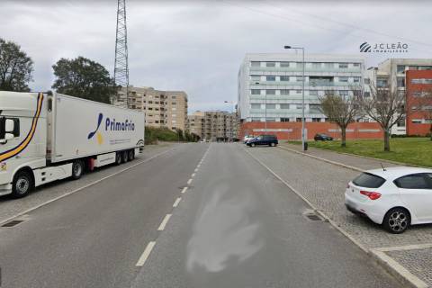 Terreno em Pedrouços para construção