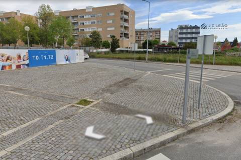 Terreno em Pedrouços para construção