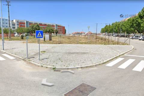 Terreno em Pedrouços para construção