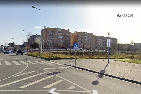 Terreno em Pedrouços para construção