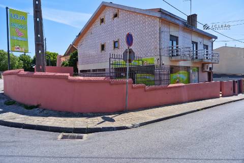 Andar moradia independente duplex  T5