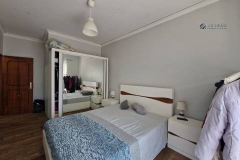 Andar moradia independente duplex  T5