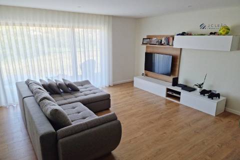 Apartamento T3 Miramar