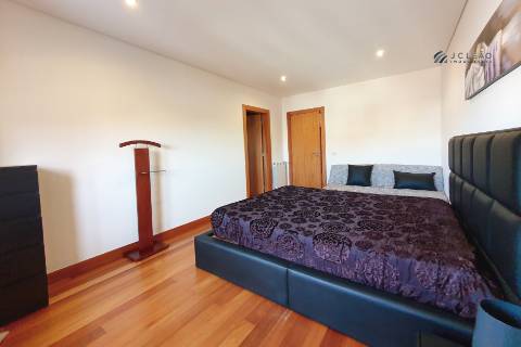 Moradia Geminada T4 - Matosinhos, Porto