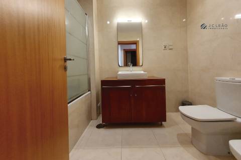 Moradia Geminada T4 - Matosinhos, Porto