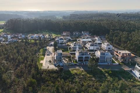 Lote de terreno em Monte Gentil