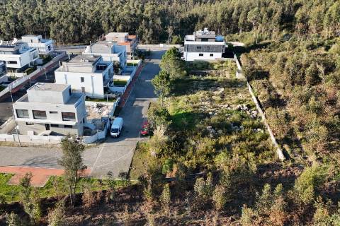 Lote de terreno em Monte Gentil