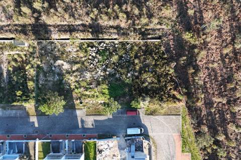 Lote de terreno em Monte Gentil