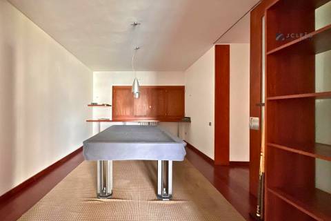 Moradia T4 com piscina