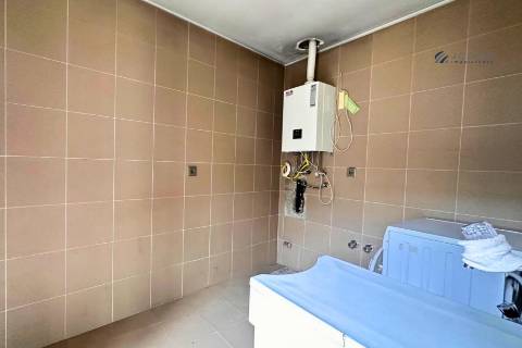 Moradia T4 com piscina