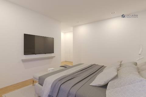 Moradia T3 com 2 frentes, em Labruge