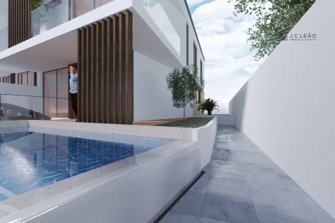 Moradia T3 com 2 frentes, em Labruge