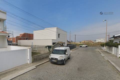 Lote de Terreno Urbano em Lavra, Matosinhos