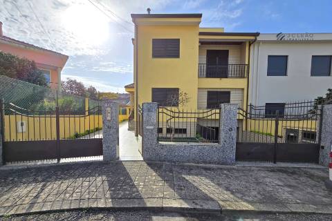 Moradia T5 na Senhora da Hora