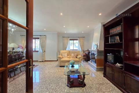 Moradia T5 na Senhora da Hora