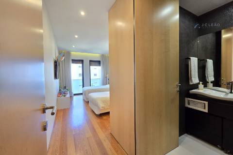 Apartamento T3 com vista mar