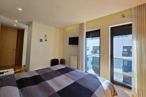 Apartamento T3 com vista mar