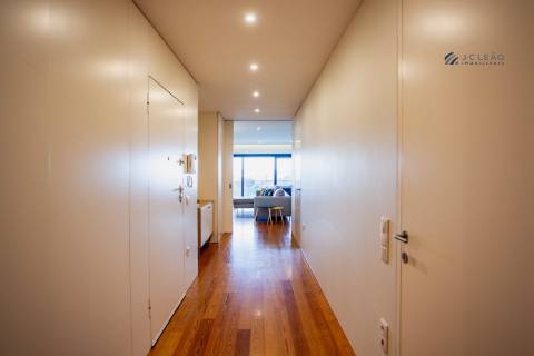 Apartamento T3 com vista mar