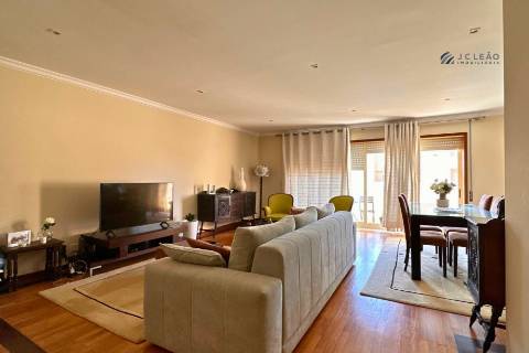 Apartamento T3 Duplex em Lavra