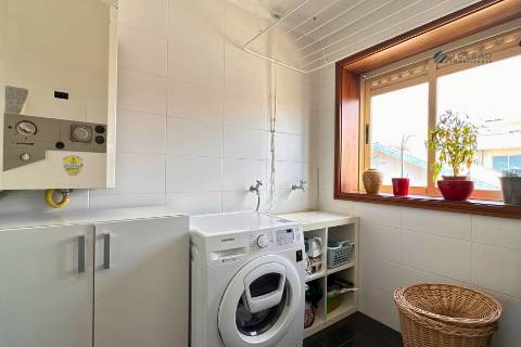 Apartamento T3 Duplex em Lavra