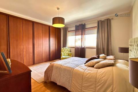 Apartamento T3 Duplex em Lavra