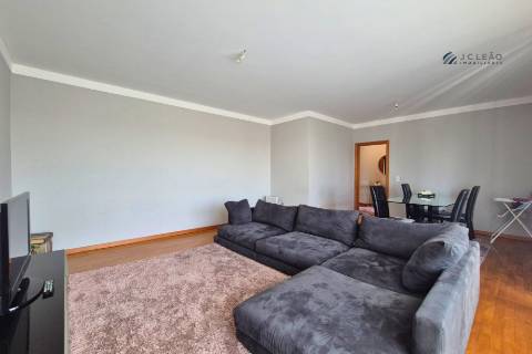 Apartamento T2 em Condomínio Fechado em  Moreira da Maia