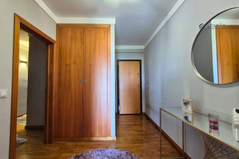 Apartamento T2 em Condomínio Fechado em  Moreira da Maia