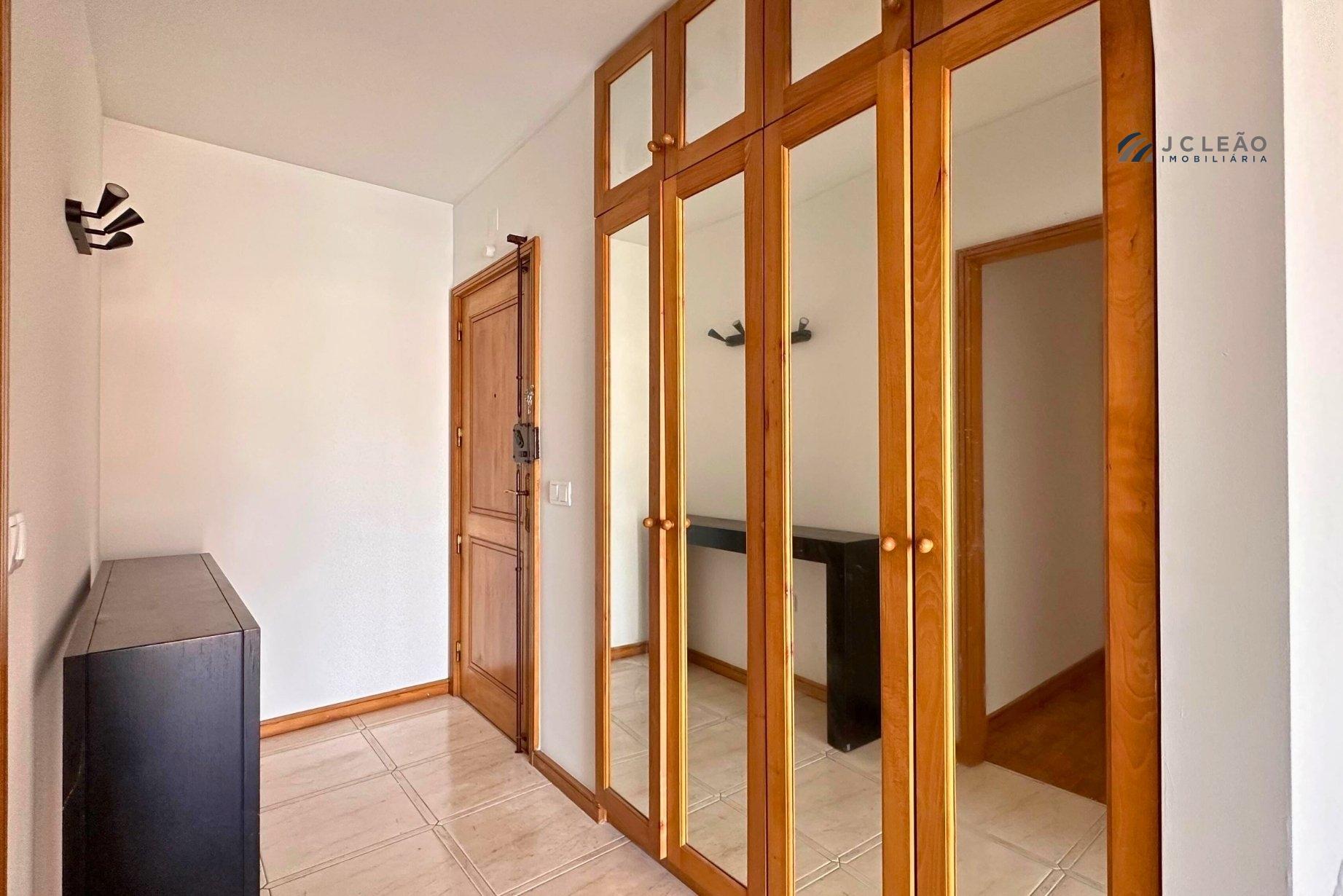 Apartamento T2 na 1ª Linha mar em Mindelo, Vila do Conde
