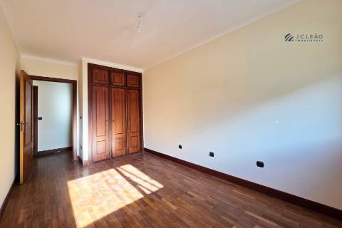 Apartamento T3+1 em S. Mamede de Infesta