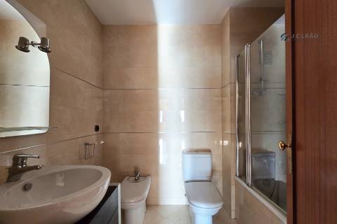 Apartamento T3+1 em S. Mamede de Infesta