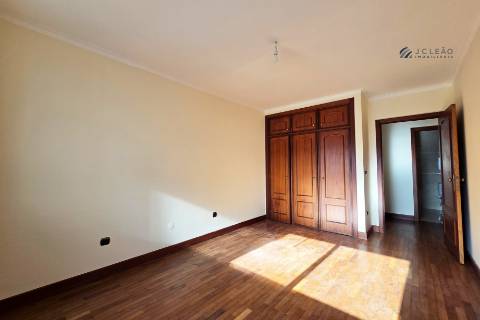 Apartamento T3+1 em S. Mamede de Infesta