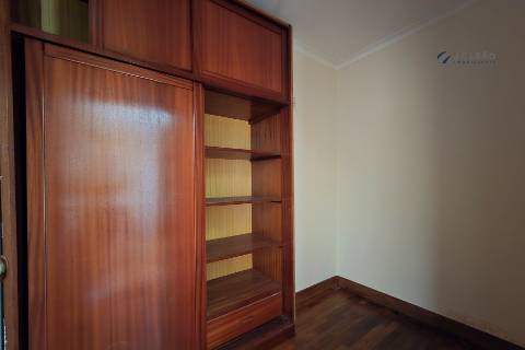 Apartamento T3+1 em S. Mamede de Infesta