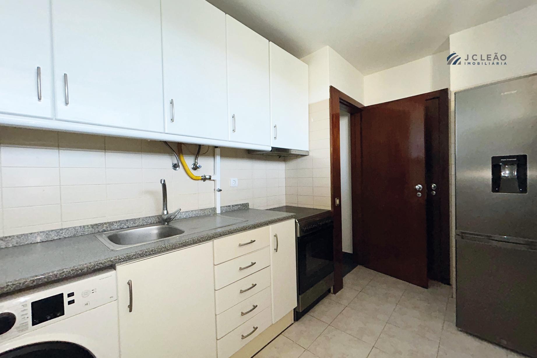 Apartamento T2 Venda em São Mamede de Infesta e Senhora da Hora,Matosinhos