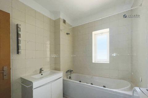 Apartamento T2 Venda em Ermesinde,Valongo