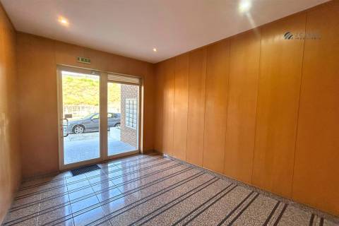 Apartamento T2 Venda em Ermesinde,Valongo