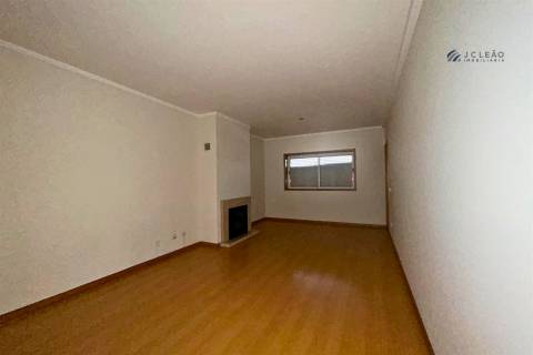 Apartamento T2 Venda em Ermesinde,Valongo