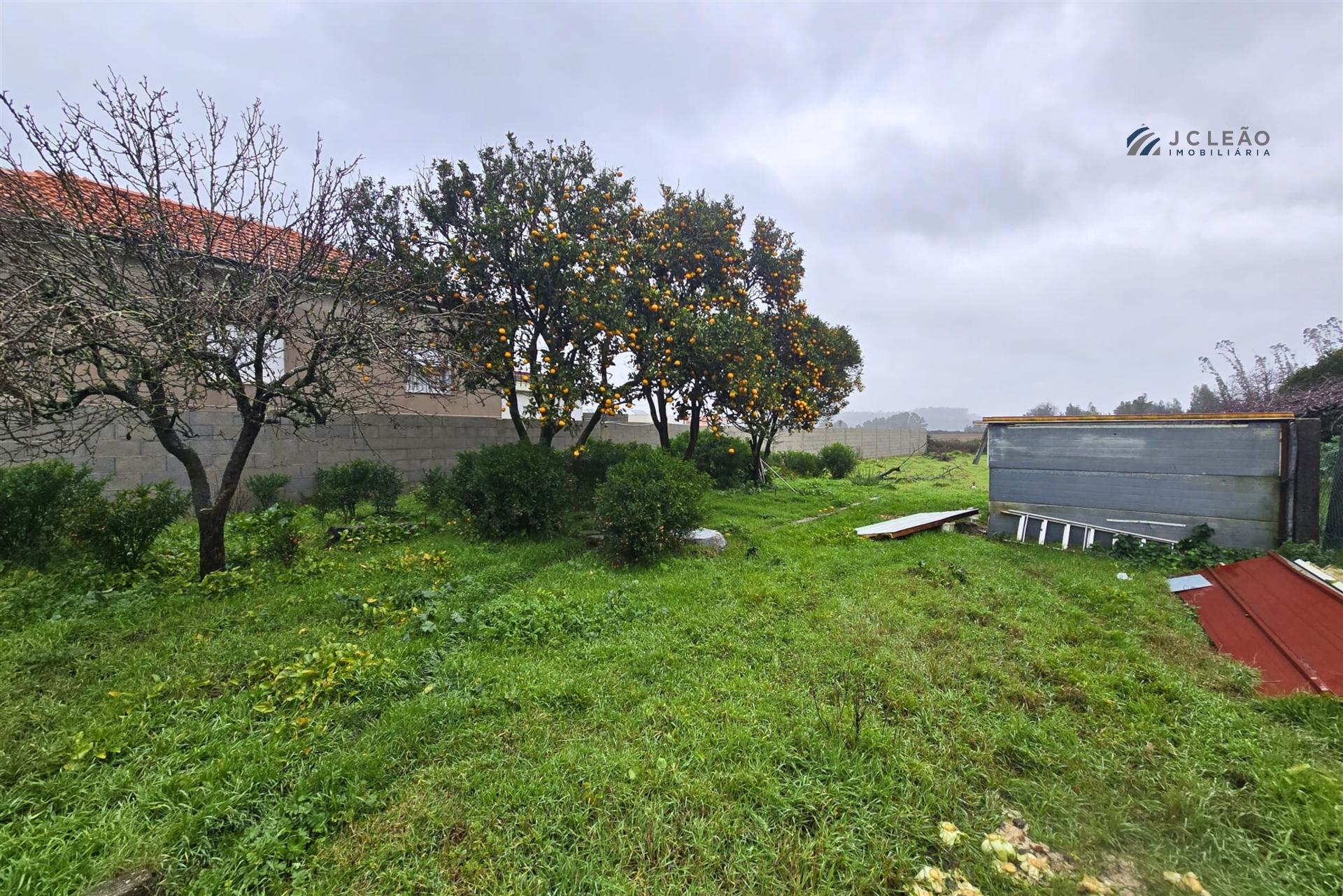 Terreno para Construção a 2 minutos dos Acessos da A28