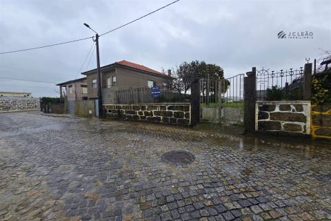 Terreno para Construção a 2 minutos dos Acessos da A28